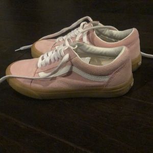 vans old skool pink gum sole